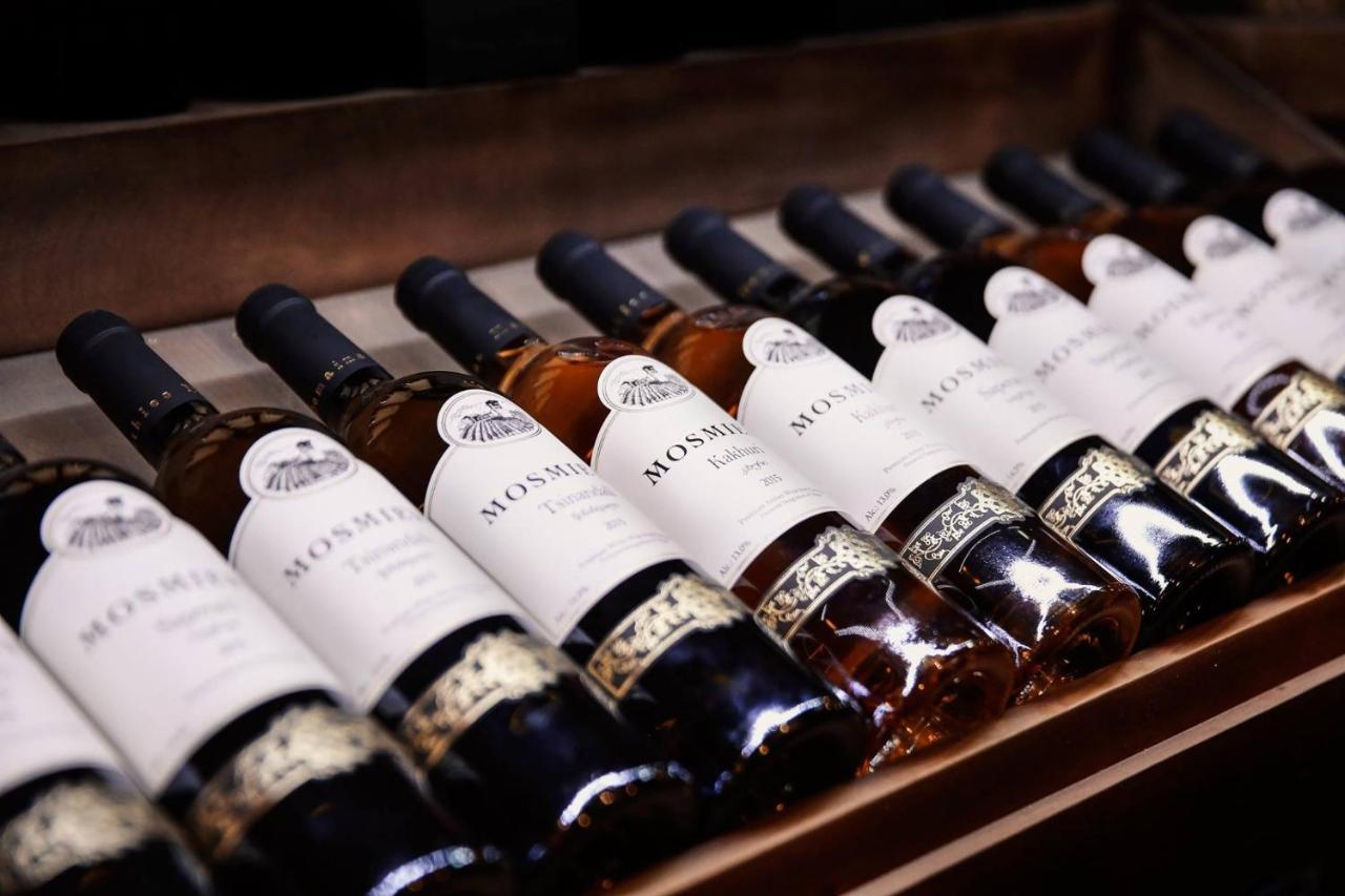 Chateau Mosmieri Hotel & Winery Telavi Buitenkant foto
