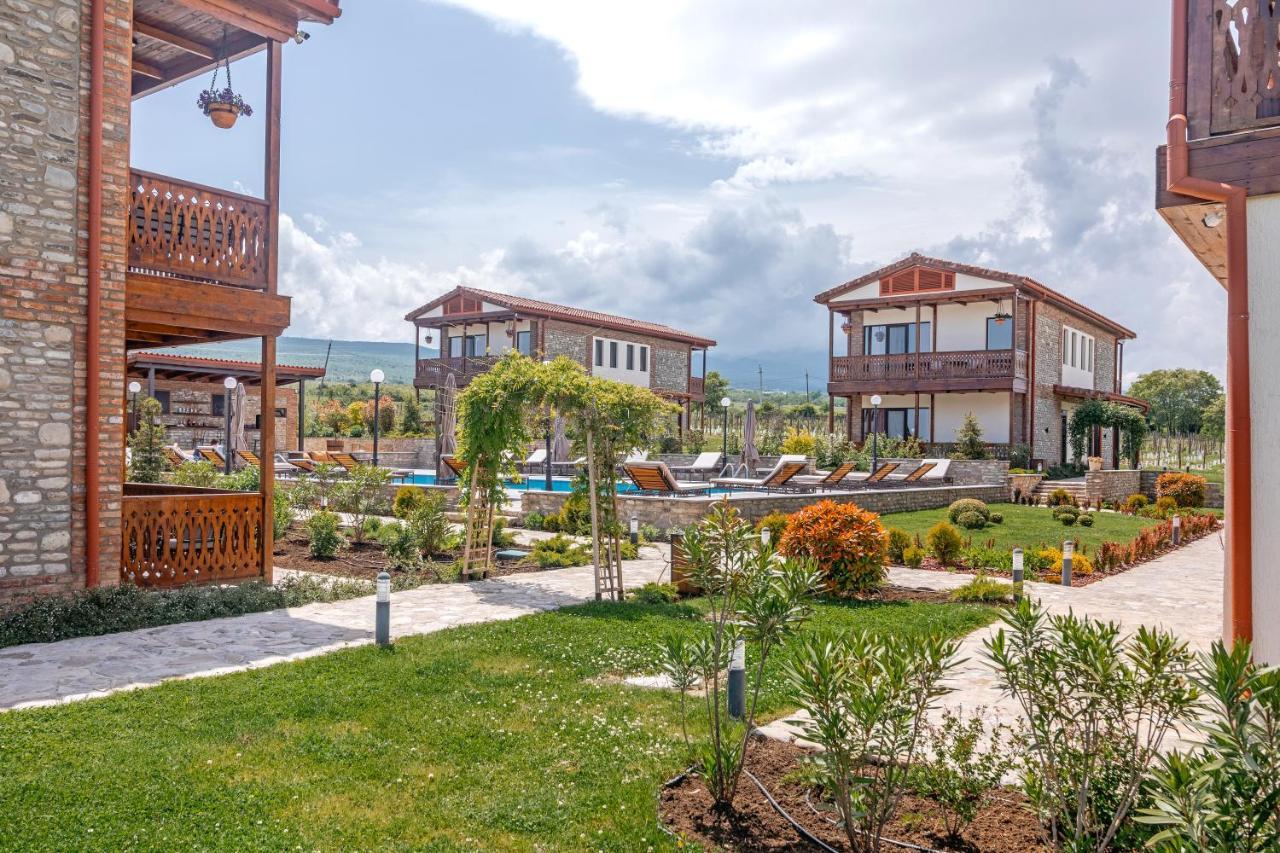 Chateau Mosmieri Hotel & Winery Telavi Buitenkant foto