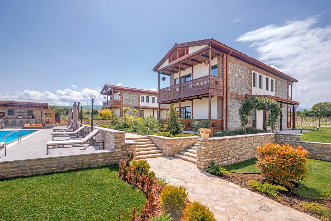 Chateau Mosmieri Hotel & Winery Telavi Buitenkant foto