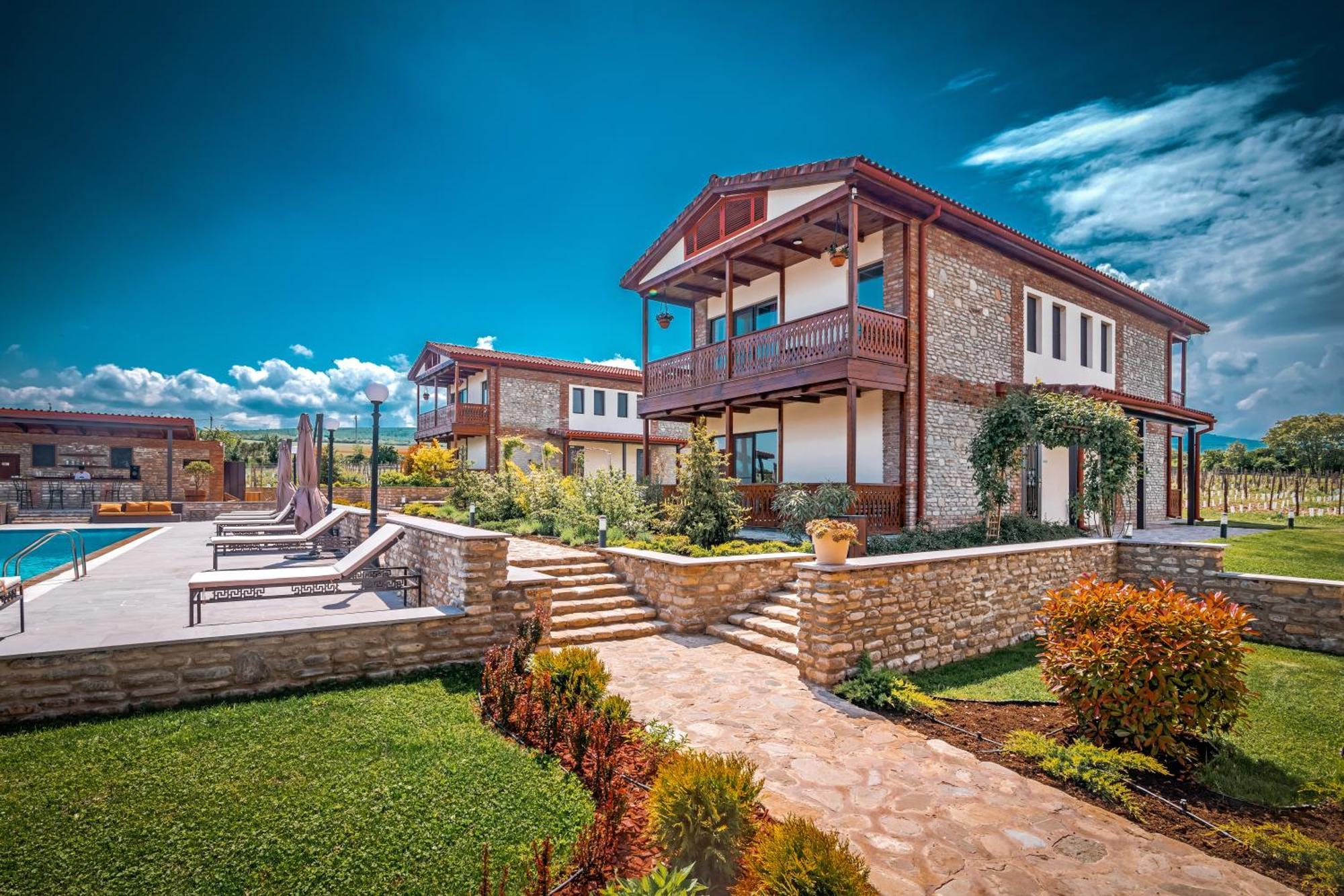 Chateau Mosmieri Hotel & Winery Telavi Buitenkant foto